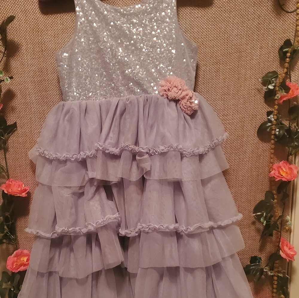 Silver sequence lace dress - Picture 2 of 4